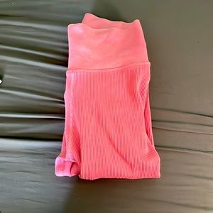 Offline by aerie, comfortable, form fitting leggings, hot pink!